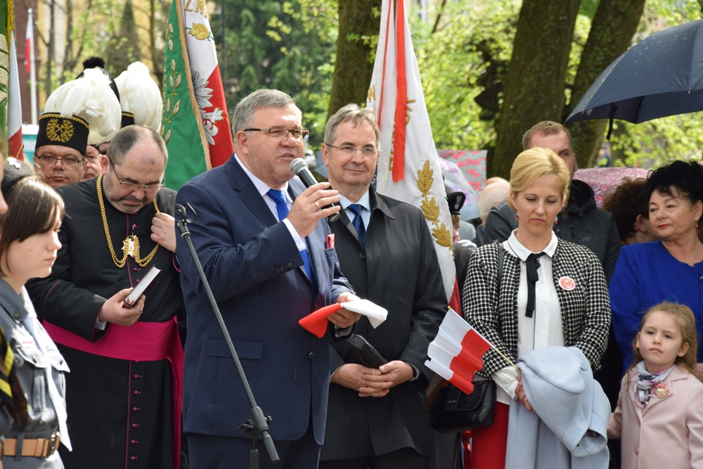 Kartuzy. Patriotyczne święto 3 maja. Odczytano preambułę Konstytucji w języku kaszubskim