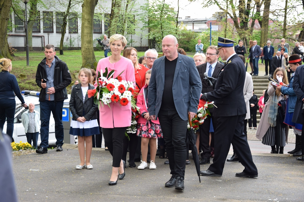 Kartuzy. Patriotyczne święto 3 maja. Odczytano preambułę Konstytucji w języku kaszubskim