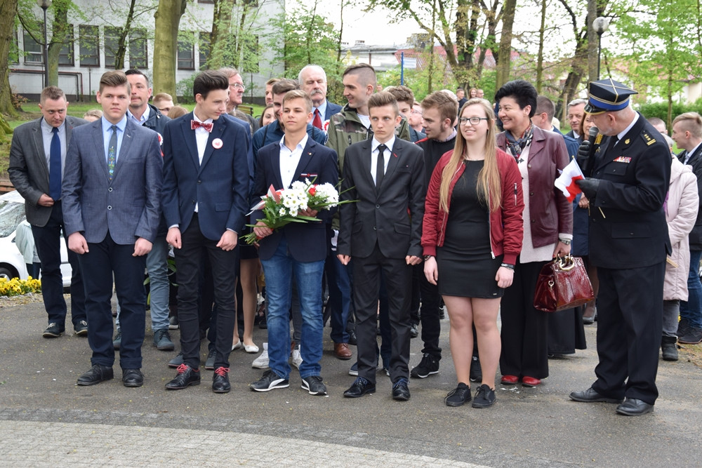 Kartuzy. Patriotyczne święto 3 maja. Odczytano preambułę Konstytucji w języku kaszubskim