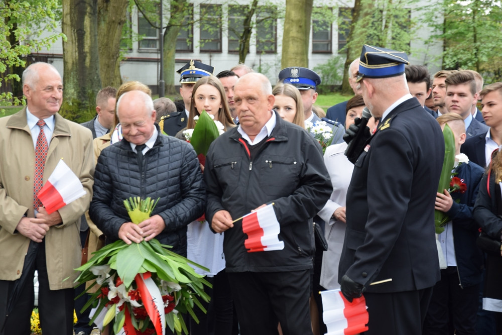 Kartuzy. Patriotyczne święto 3 maja. Odczytano preambułę Konstytucji w języku kaszubskim