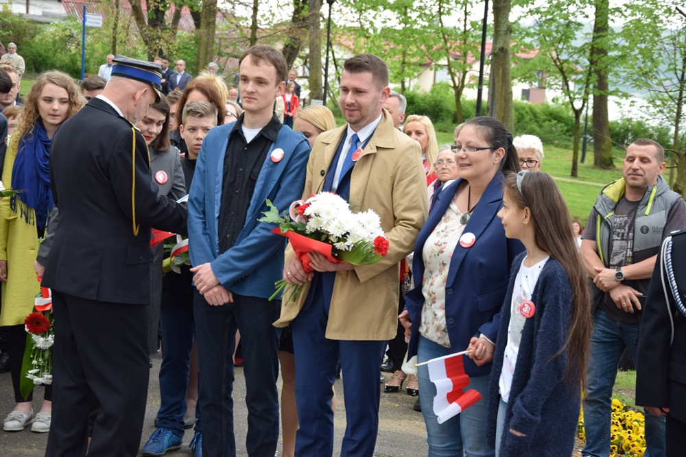 Kartuzy. Patriotyczne święto 3 maja. Odczytano preambułę Konstytucji w języku kaszubskim