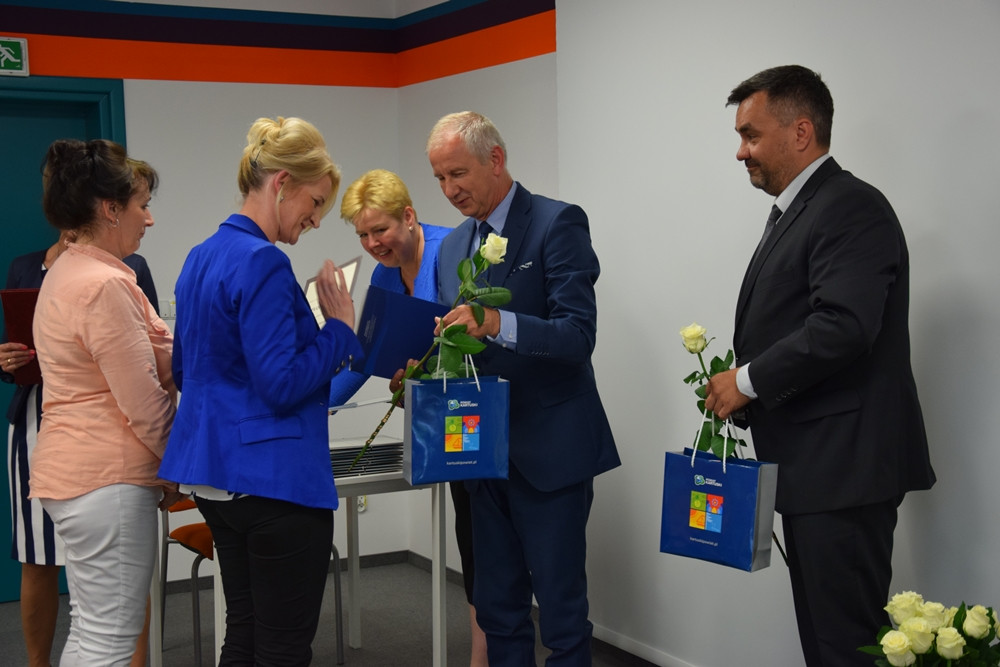 Kartuzy. Wręczono Złote Czepki i zwrócono uwagę na deficyt pielęgniarek i położnych