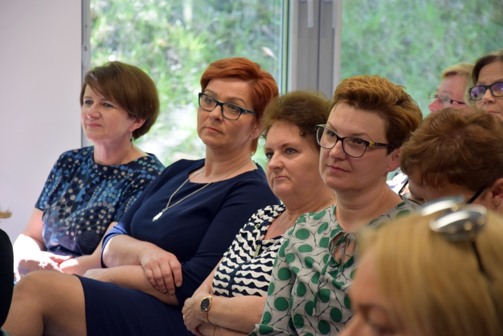 Kartuzy. Wręczono Złote Czepki i zwrócono uwagę na deficyt pielęgniarek i położnych