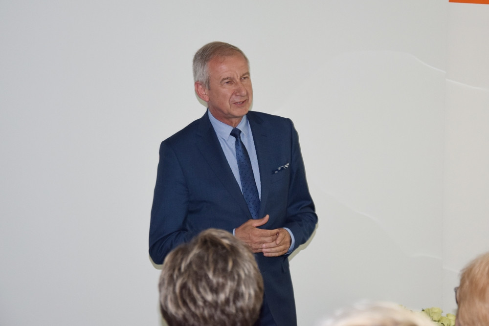 Kartuzy. Wręczono Złote Czepki i zwrócono uwagę na deficyt pielęgniarek i położnych