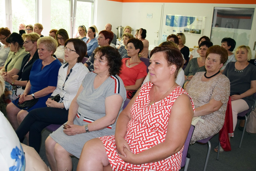 Kartuzy. Wręczono Złote Czepki i zwrócono uwagę na deficyt pielęgniarek i położnych