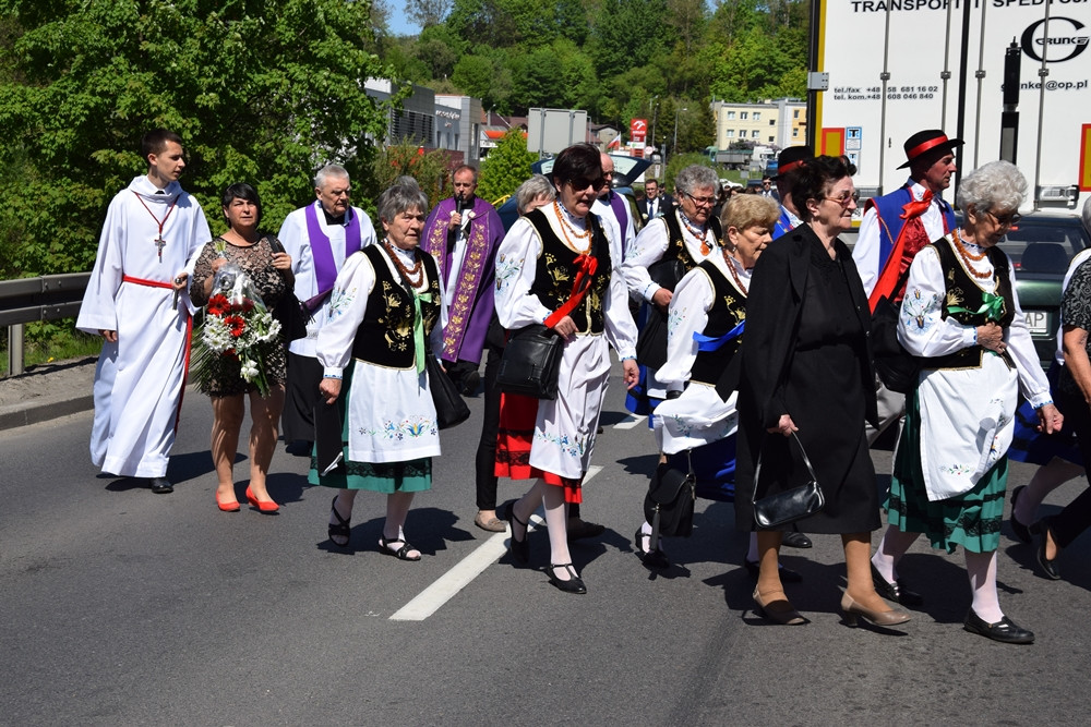 Żukowo. Kaszubi pożegnali Edmunda Lewańczyka: śpiewać będziesz teraz Panu Bogu