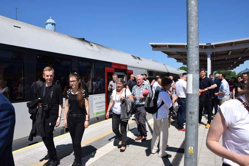 Chcą ratować kolej z Gdańska na Kaszuby. W Kartuzach podpisano list intencyjny
