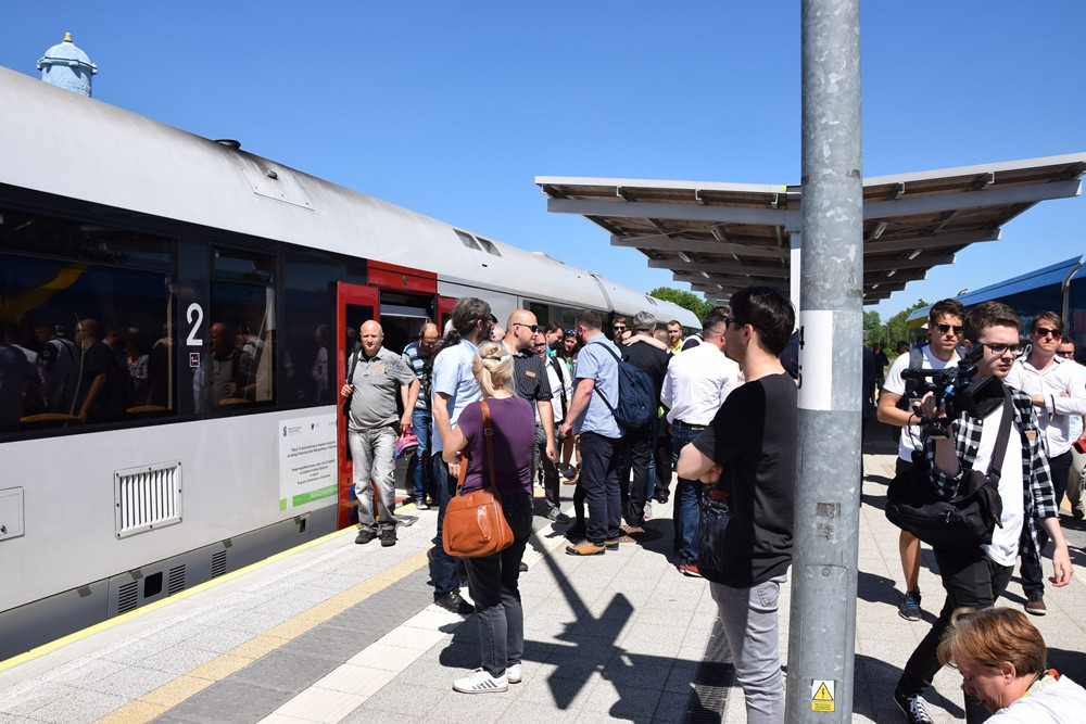 Chcą ratować kolej z Gdańska na Kaszuby. W Kartuzach podpisano list intencyjny