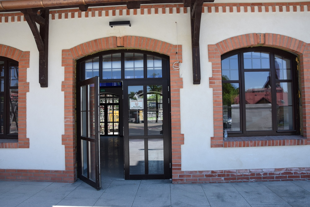 Dworzec w Kartuzach otwarty będzie już za miesiąc. Byliśmy w środku