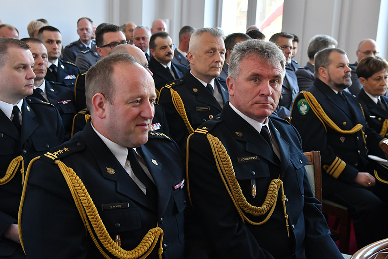 Wojewódzkie obchody Dnia Strażaka w Gdańsku. Druhowie z pow. kartuskiego odznaczeni