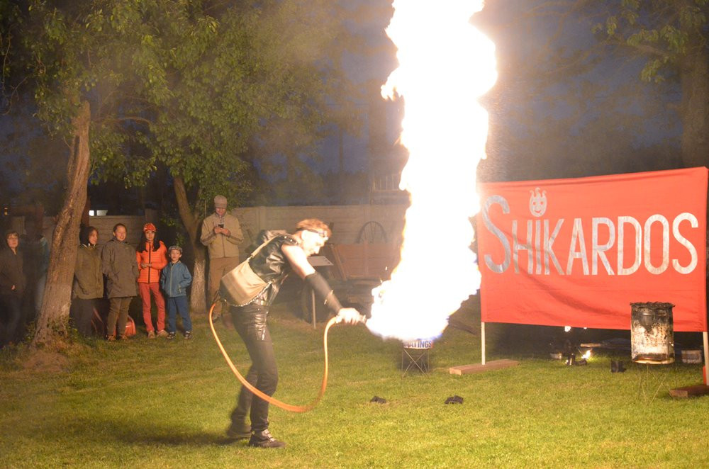 Ogień, światło i woda - widowiskowo w kartuskim Muzeum Kaszubskim