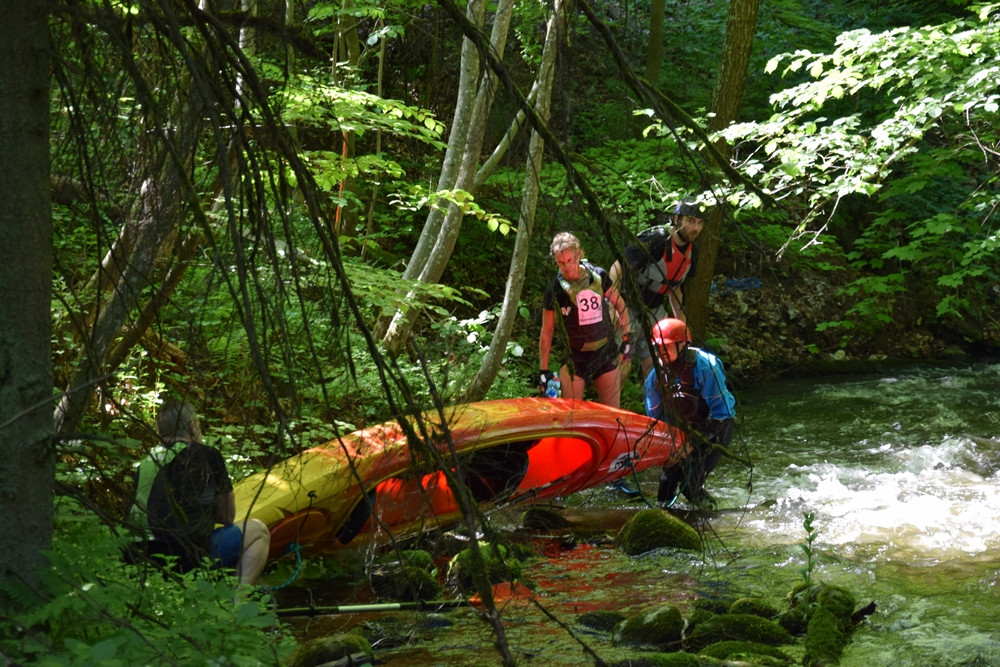 Hydroaktywni 2018 za nami! Pokonaliśmy 13 kilometrów jeziorami i rzeką z Gowidlina do Sulęczyna