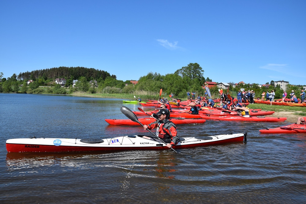Hydroaktywni 2018 za nami! Pokonaliśmy 13 kilometrów jeziorami i rzeką z Gowidlina do Sulęczyna