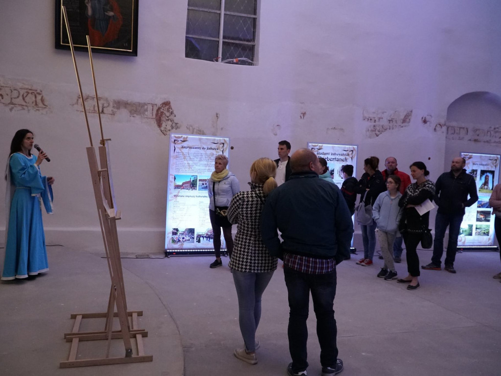 Noc Muzeów w Żukowie. Wzięli udział w grze miejskiej i poznali historię miasta