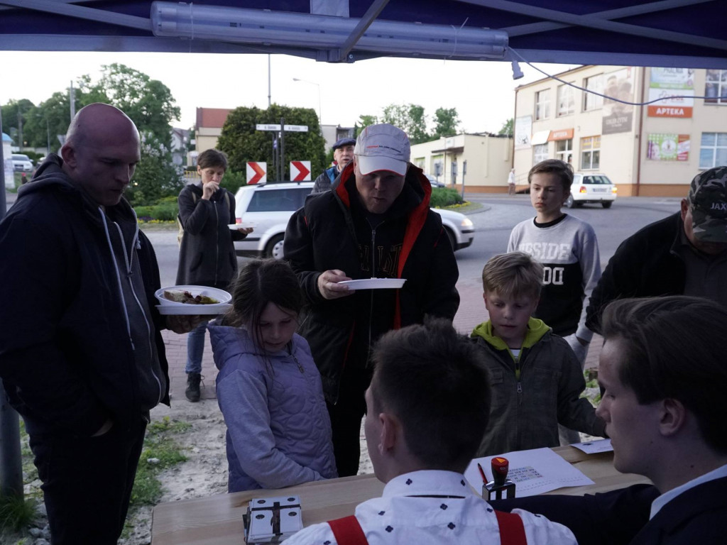 Noc Muzeów w Żukowie. Wzięli udział w grze miejskiej i poznali historię miasta