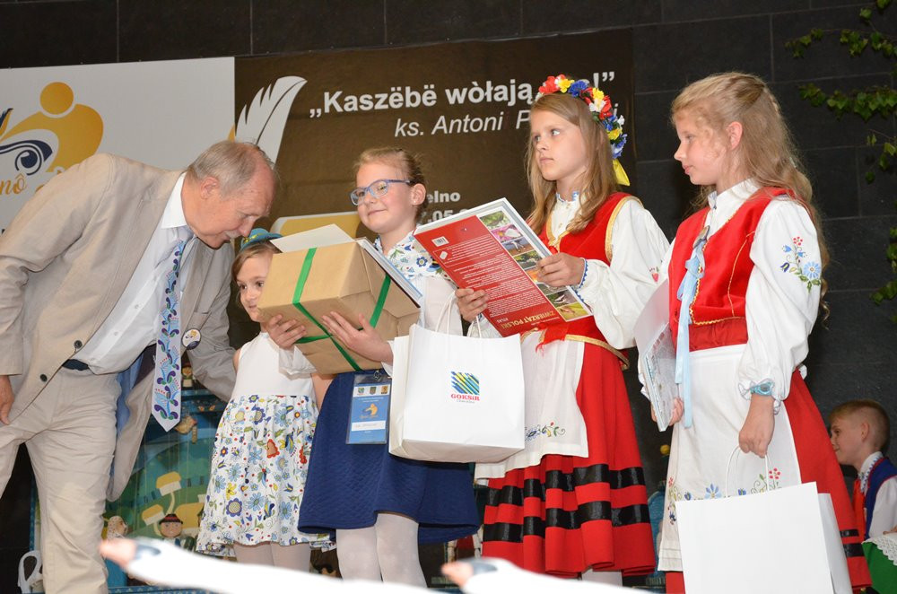 Chmielno. Finał 47. konkursu Rodnô M?wa