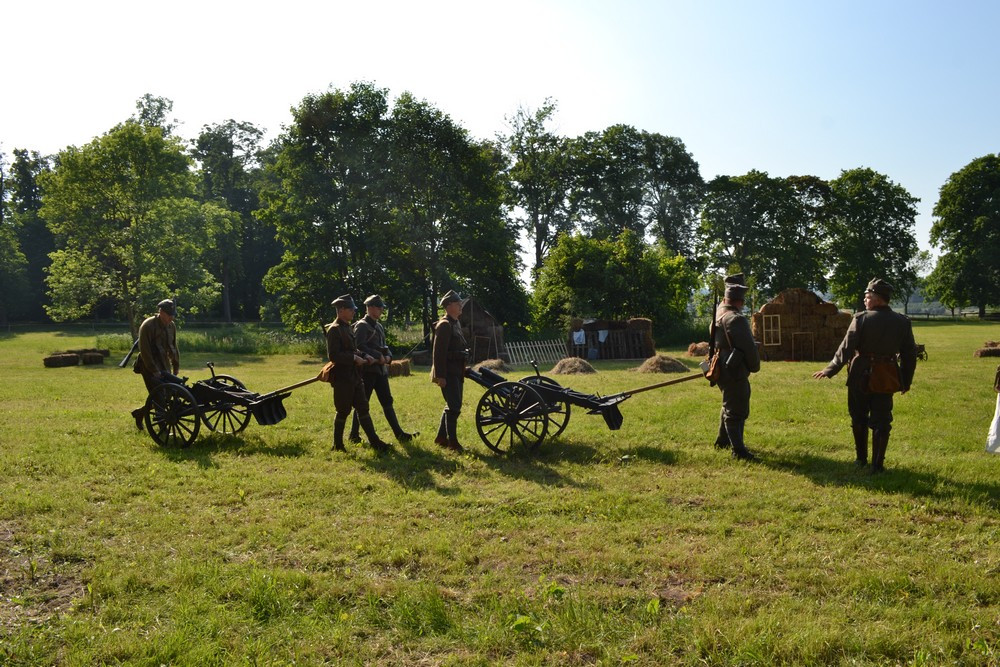 Wyczechowo. Piknik Historyczny z widowiskową inscenizacją bitwy z 1920 r.
