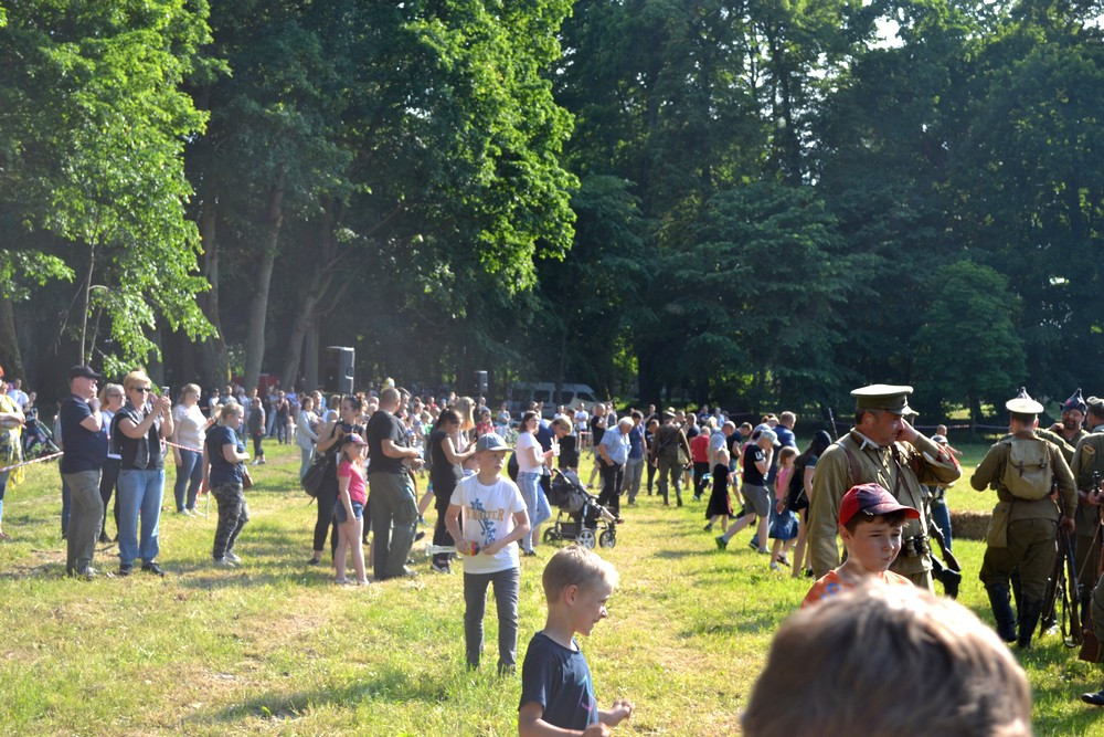 Wyczechowo. Piknik Historyczny z widowiskową inscenizacją bitwy z 1920 r.