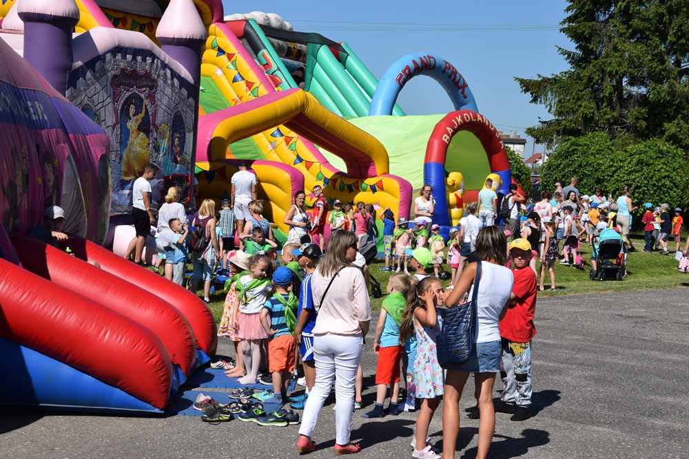 Przodkowo. Dzień Dziecka dla tysiąca maluchów: plac zabaw, gry i ekologiczna edukacja