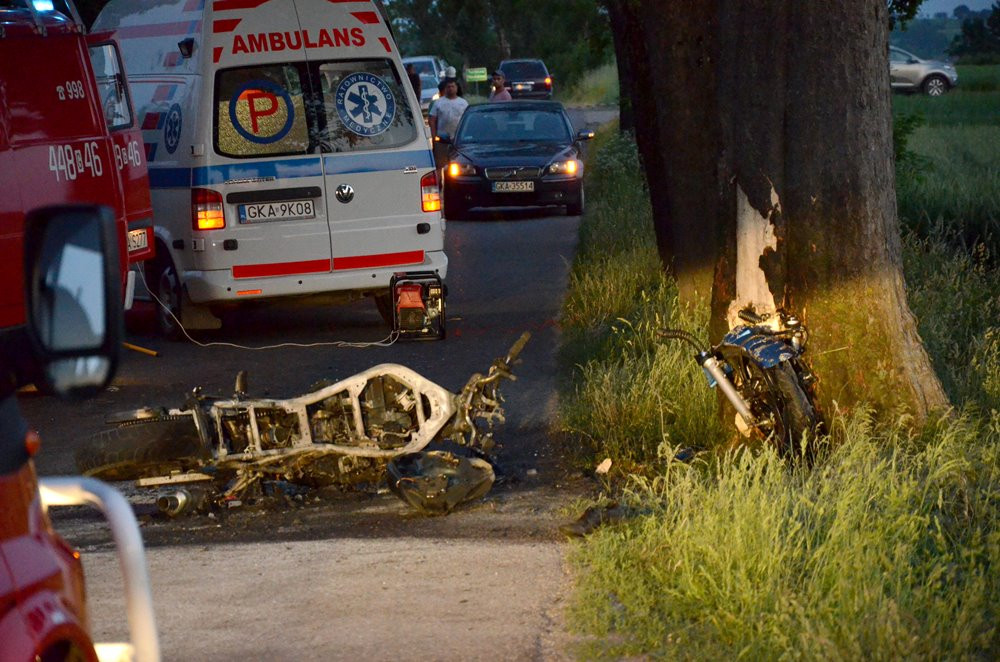 Trasa Tuchlino-Puzdrowo. Młody motocyklista zginął na miejscu