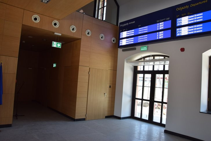 Kartuski dworzec otwarty będzie 26 czerwca. Trwają przenosiny biblioteki