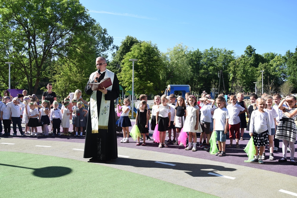Kartuzy. Plac zabaw przy Dwójce otwarty. To jeden z najładniejszych tego typu obiektów na Pomorzu