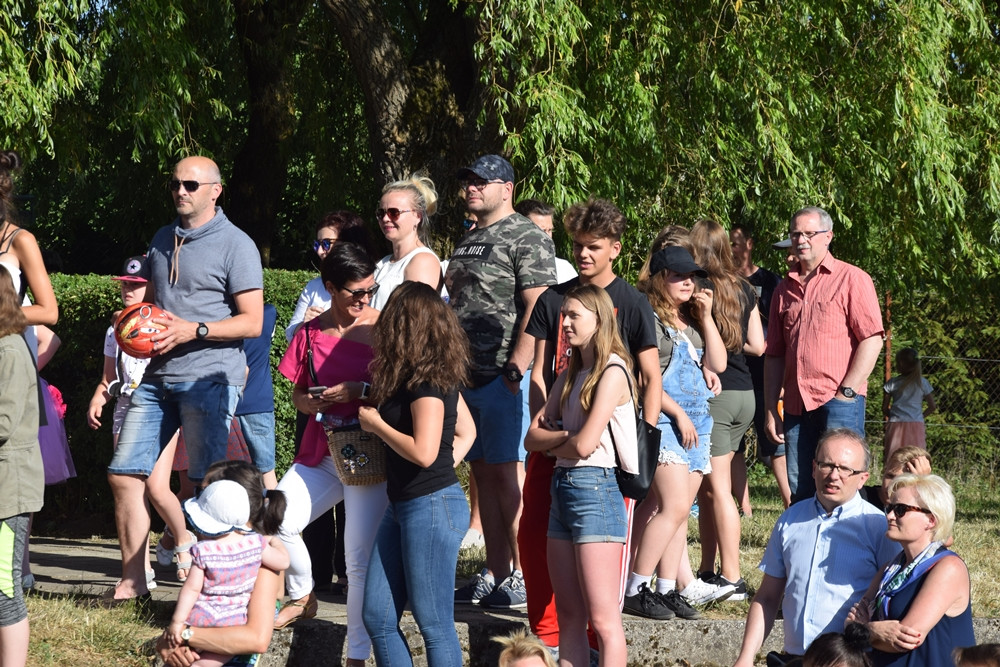 Kartuzy. Społeczność SP nr 2 bawiła się na Kaszubskim Festynie