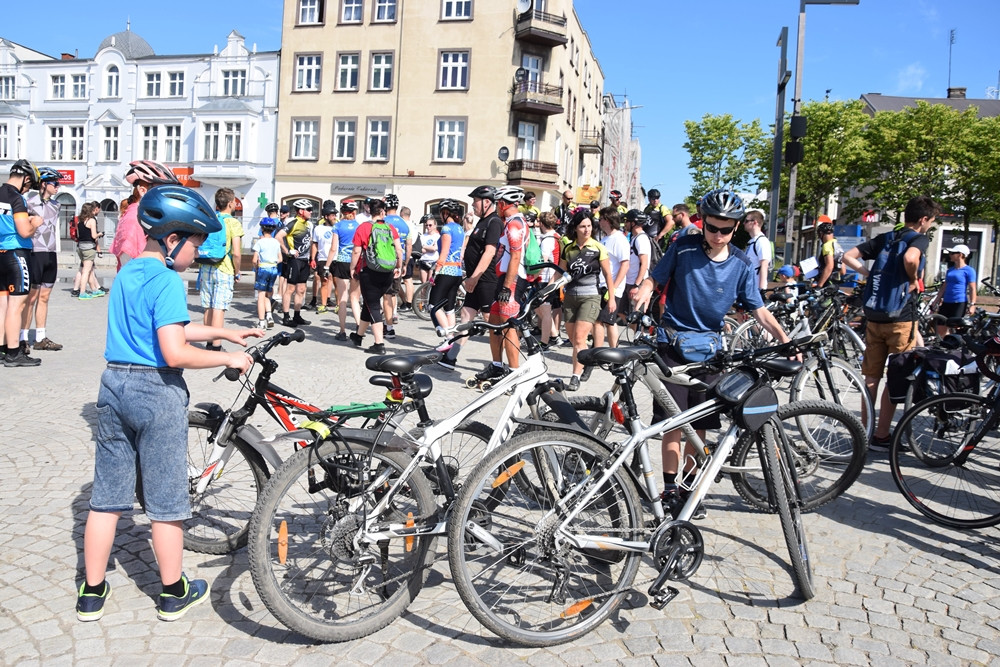 Miłośnicy dwóch kółek z Kartuz dołączyli do Wielkiego Przejazdu Rowerowego