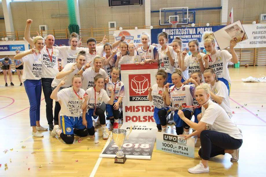 Koszykówka. UKS Bat Kartuzy mistrzem Polski do lat 14 kobiet
