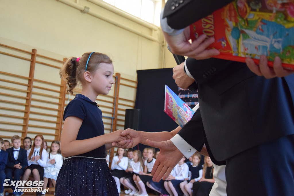 Zakończenie roku w SP nr 2 w Kartuzach