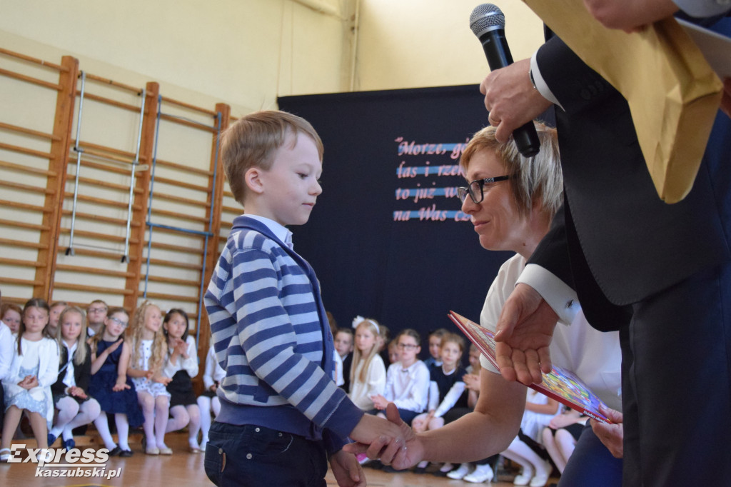 Zakończenie roku w SP nr 2 w Kartuzach