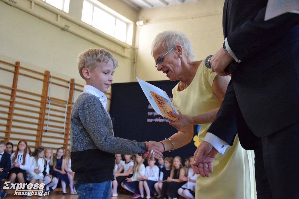 Zakończenie roku w SP nr 2 w Kartuzach
