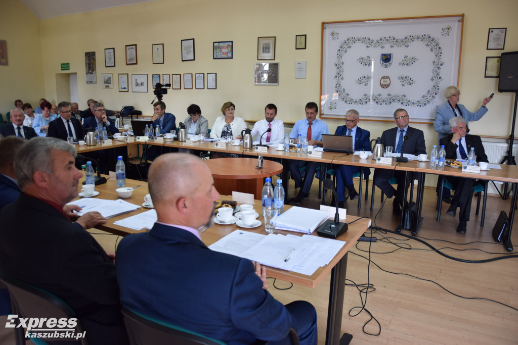 Absolutorium dla burmistrza Żukowa