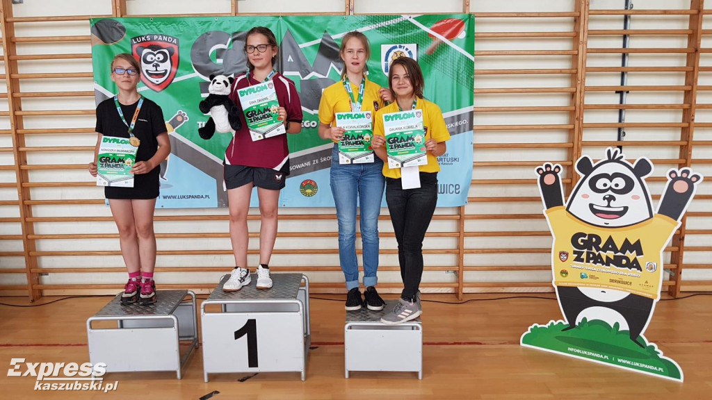 Tenis stołowy w Sierakowicach