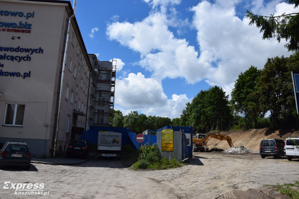 Budowa parkingu w Żukowie
