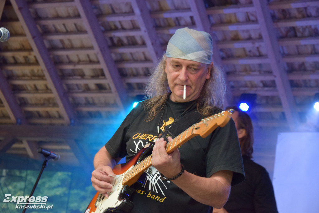 Blues w Leśniczówce - piątek