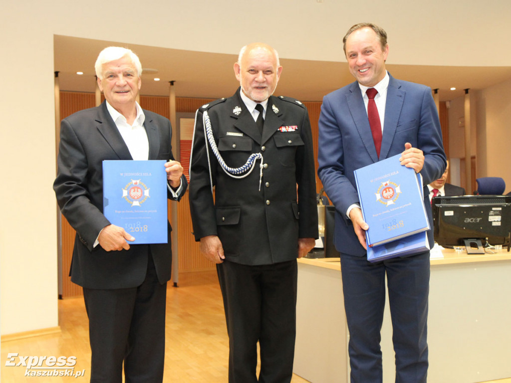 Sprzęt dla OSP - sesja sejmiku województwa
