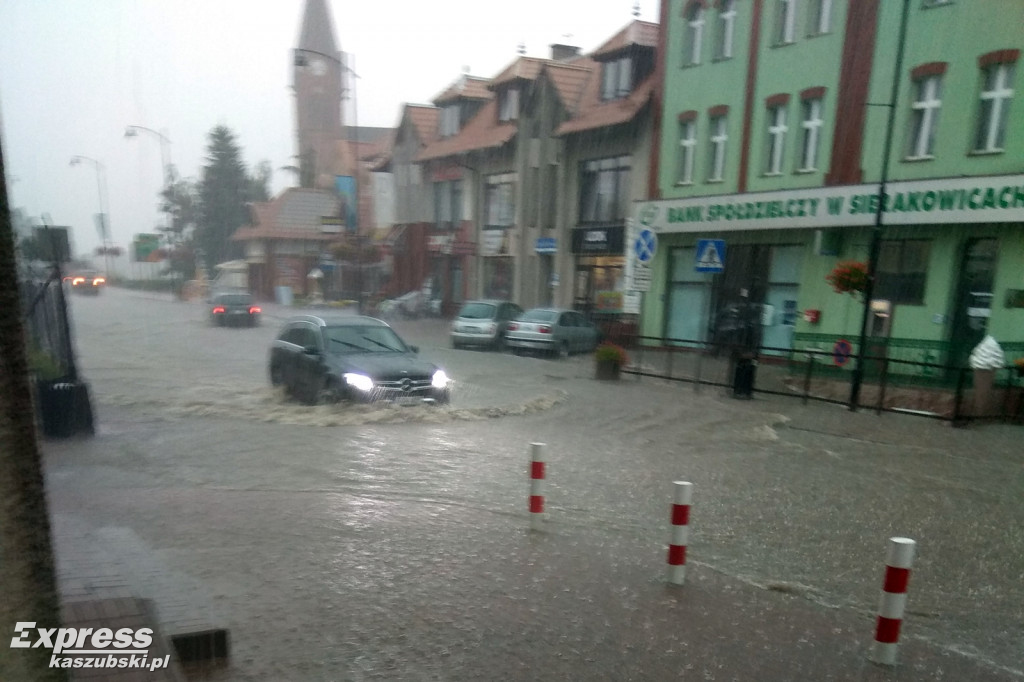 Burze nad Kaszubami - sporo podtopień