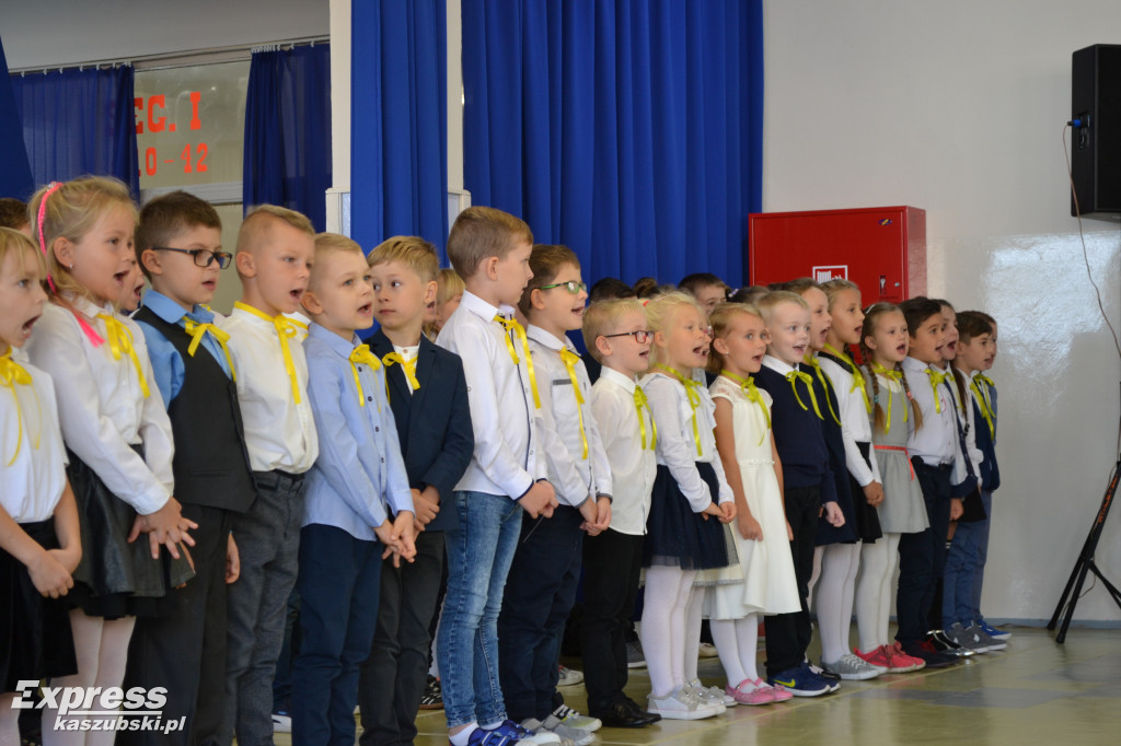 Kartuzy. Pasowanie uczniów w SP nr 5