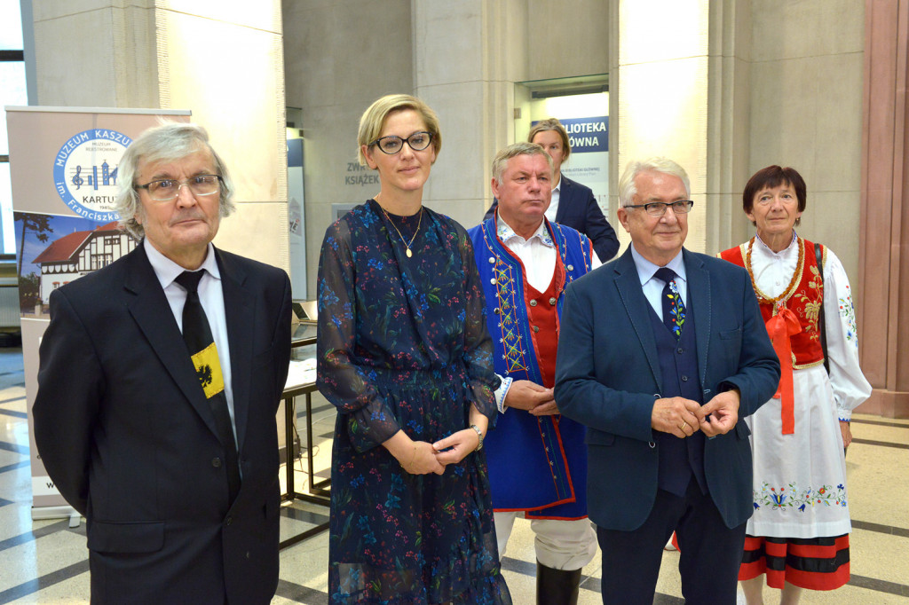 Wystawa haftu na Politechnice Gdańskiej