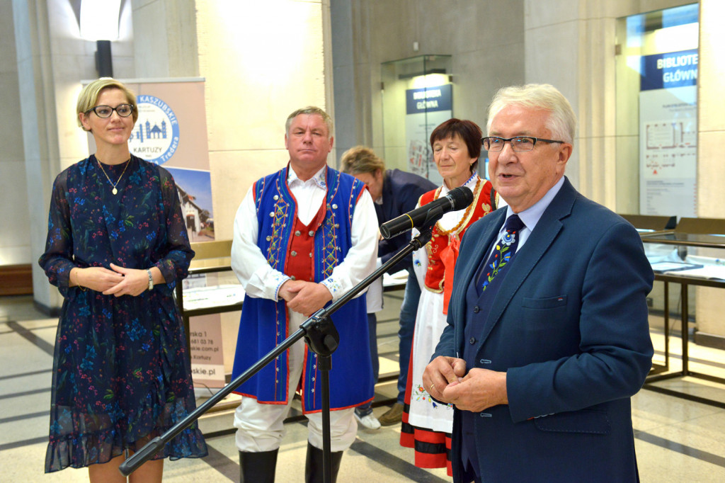 Wystawa haftu na Politechnice Gdańskiej