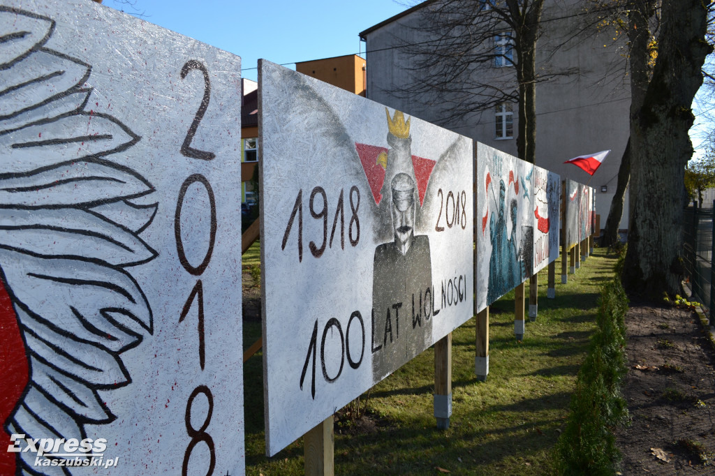 Murale uczniów I LO