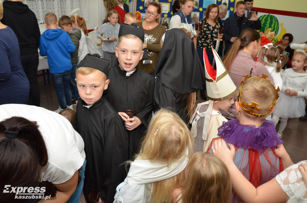 Sierakowice. Bal Wszystkich Świętych