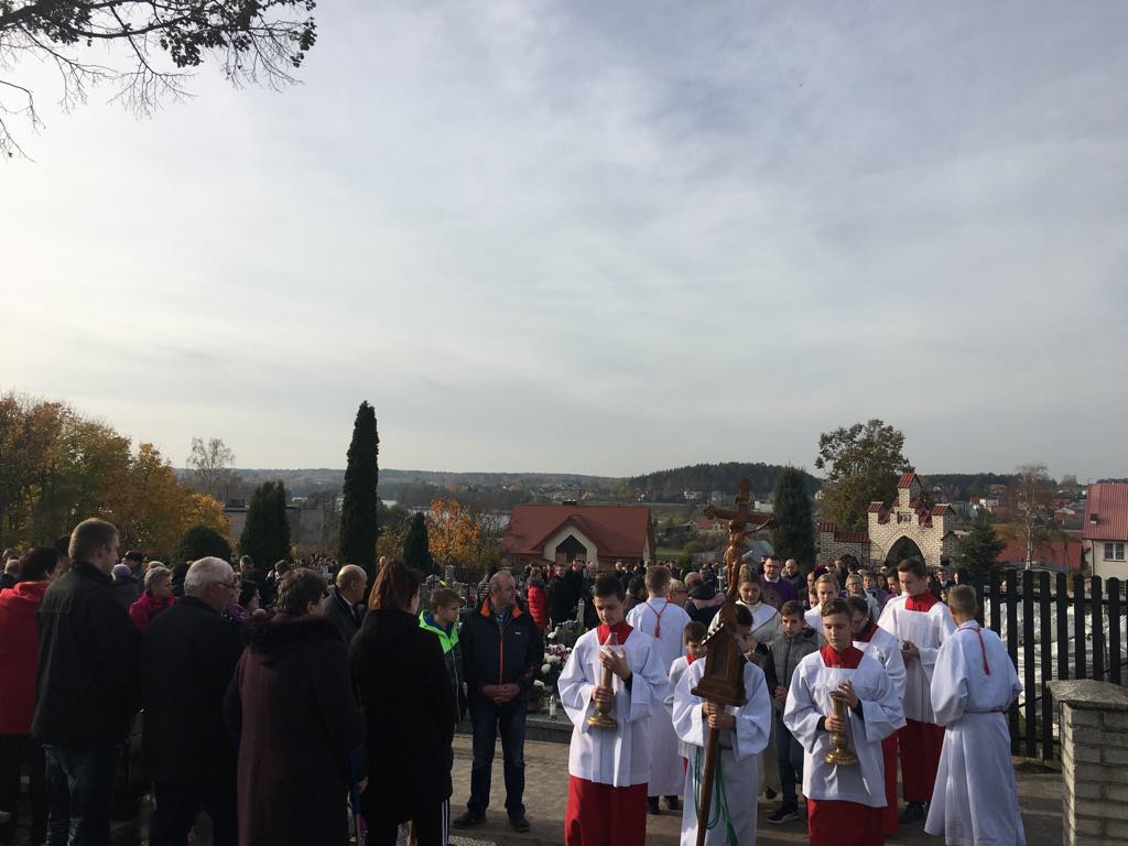 Uroczystość Wszystkich Świętych w Gowidlinie