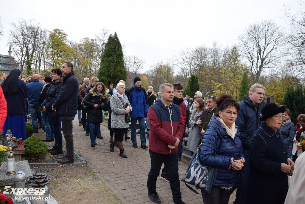 Dzień Wszystkich Świętych w Kartuzach