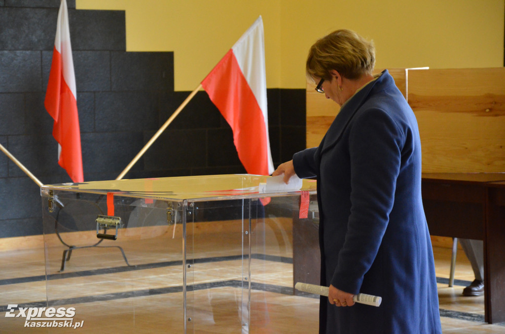 II tura wyborów w Chmielnie