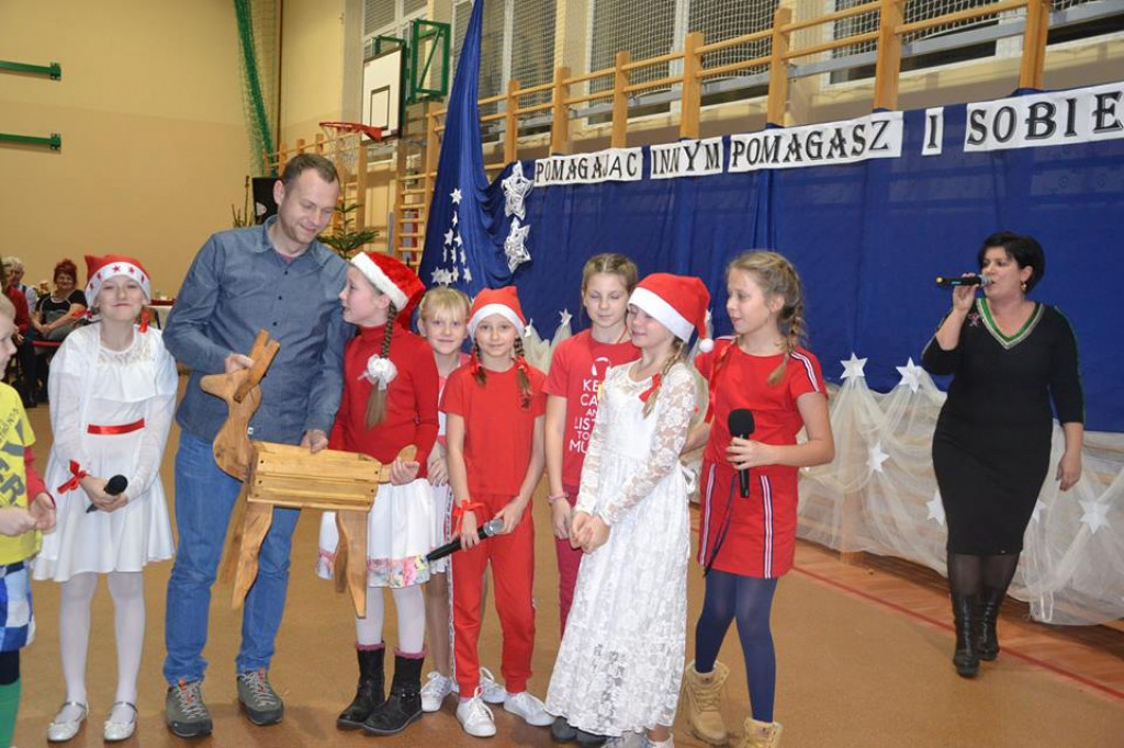 Kiermasz świateczny w Staniszewie