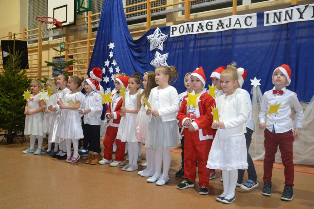 Kiermasz świateczny w Staniszewie