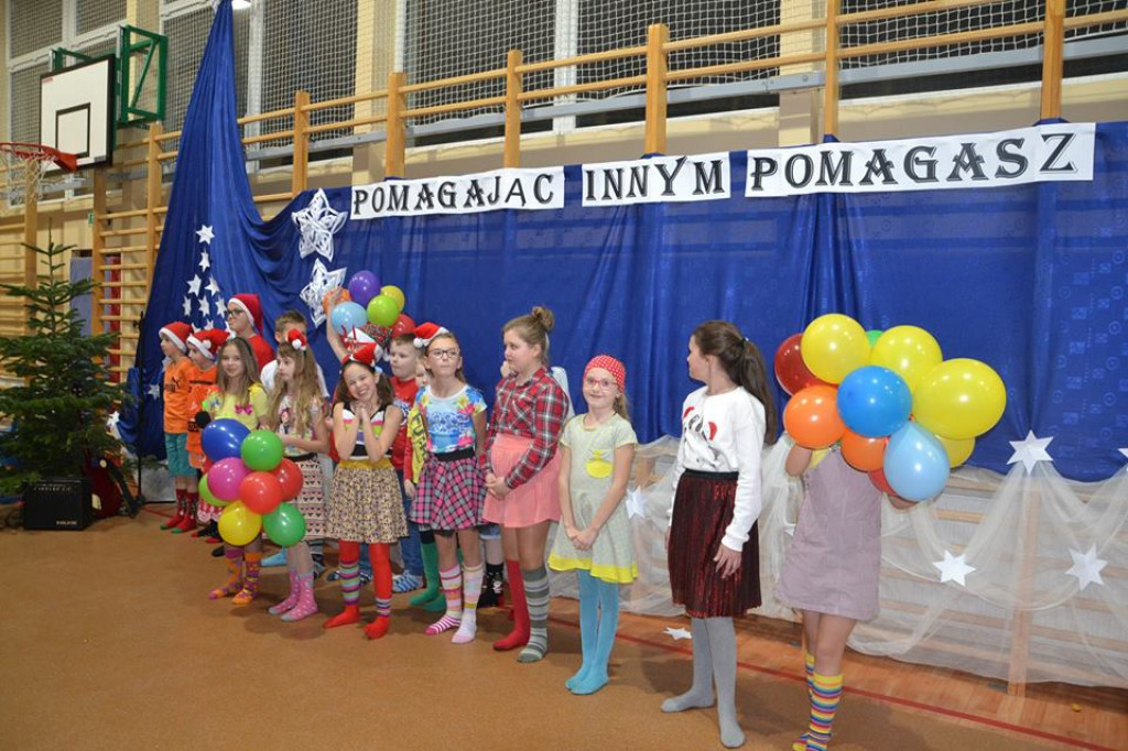 Kiermasz świateczny w Staniszewie