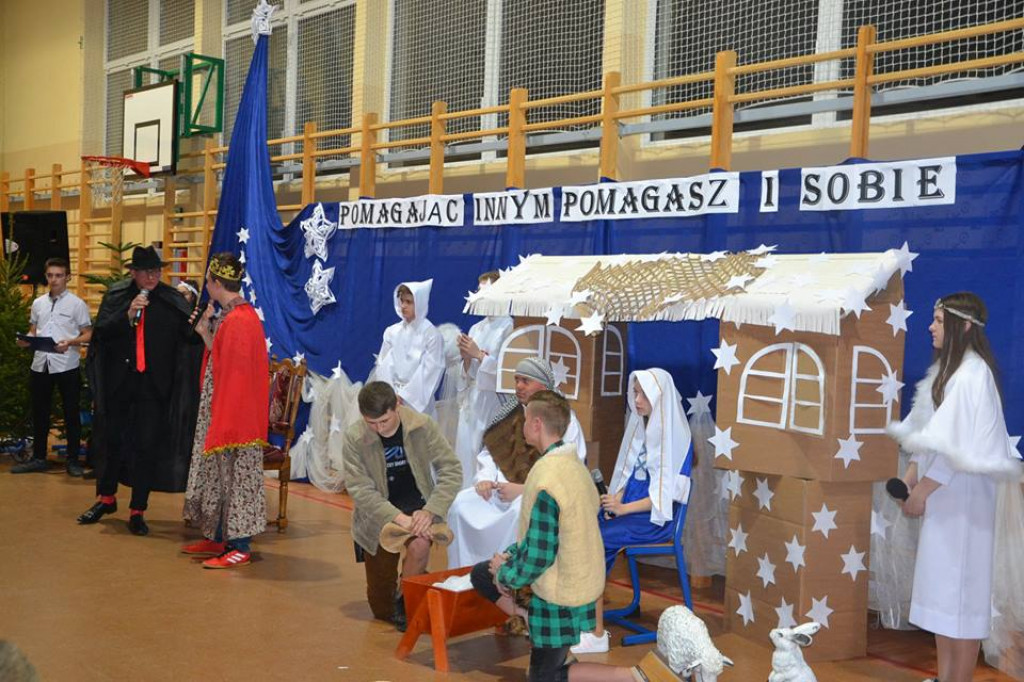 Kiermasz świateczny w Staniszewie